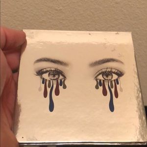 KYLIE cosmetics holiday 2016 eyeshadow palette